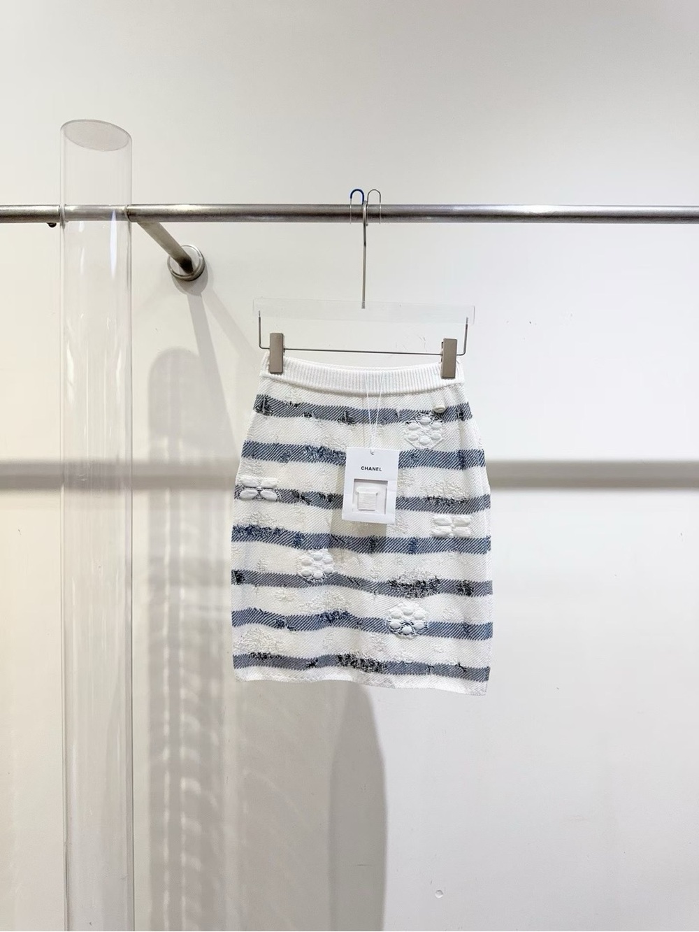 🚩steal CHANEL Blue and White Striped Knit Mini Skirt
